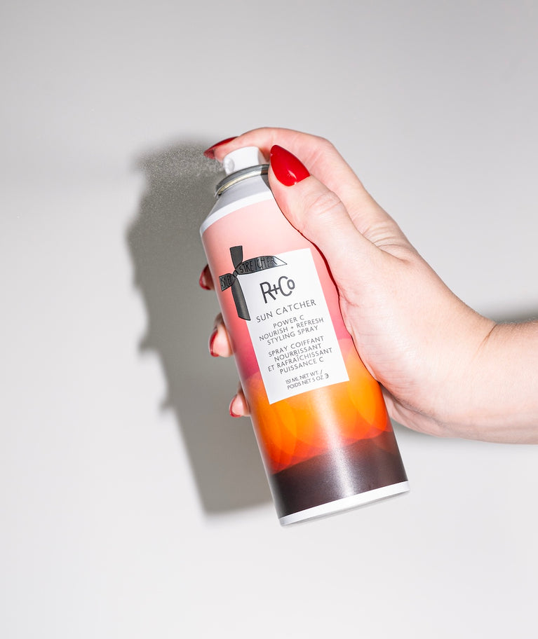 SUN CATCHER Power C Nourish + Refresh Styling Spray – R+Co