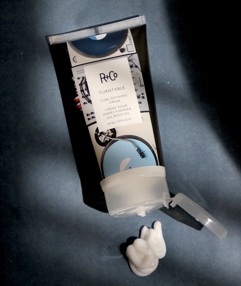 TURNTABLE Curl Defining Crème – R+Co